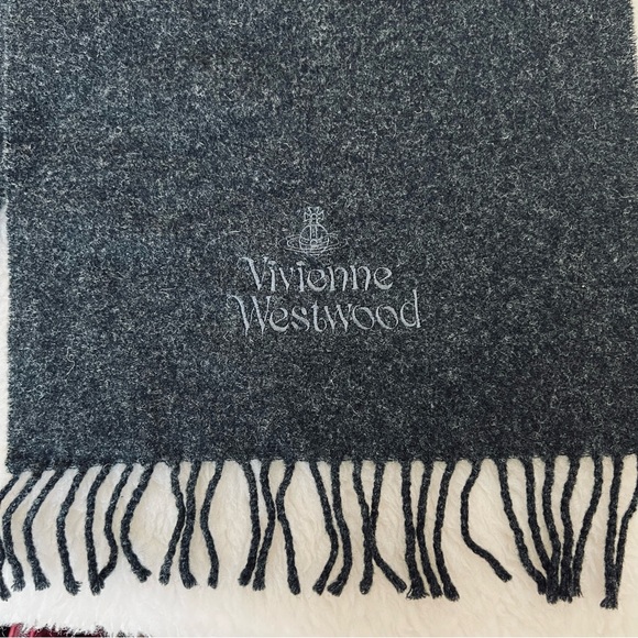 Vivienne Westwood Charcoal Black 100% Wool Unisex Shawl/Wrap Muffler 60” x 12” - Picture 4 of 11